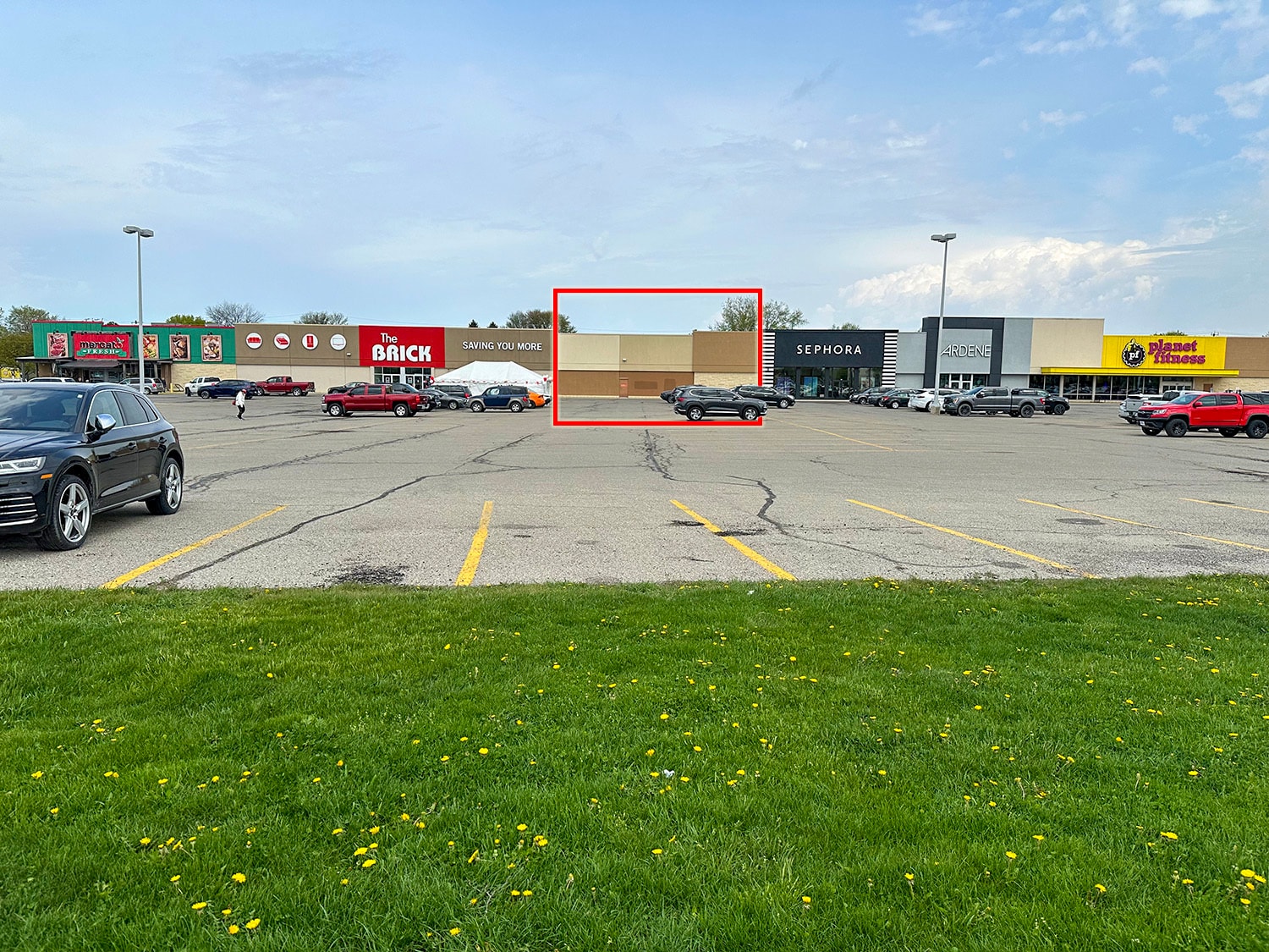 671 Grand Ave W, Chatham, ON for Rent