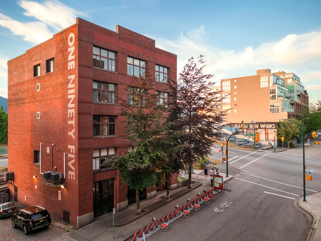 191-195 Alexander St, Vancouver, BC for Rent