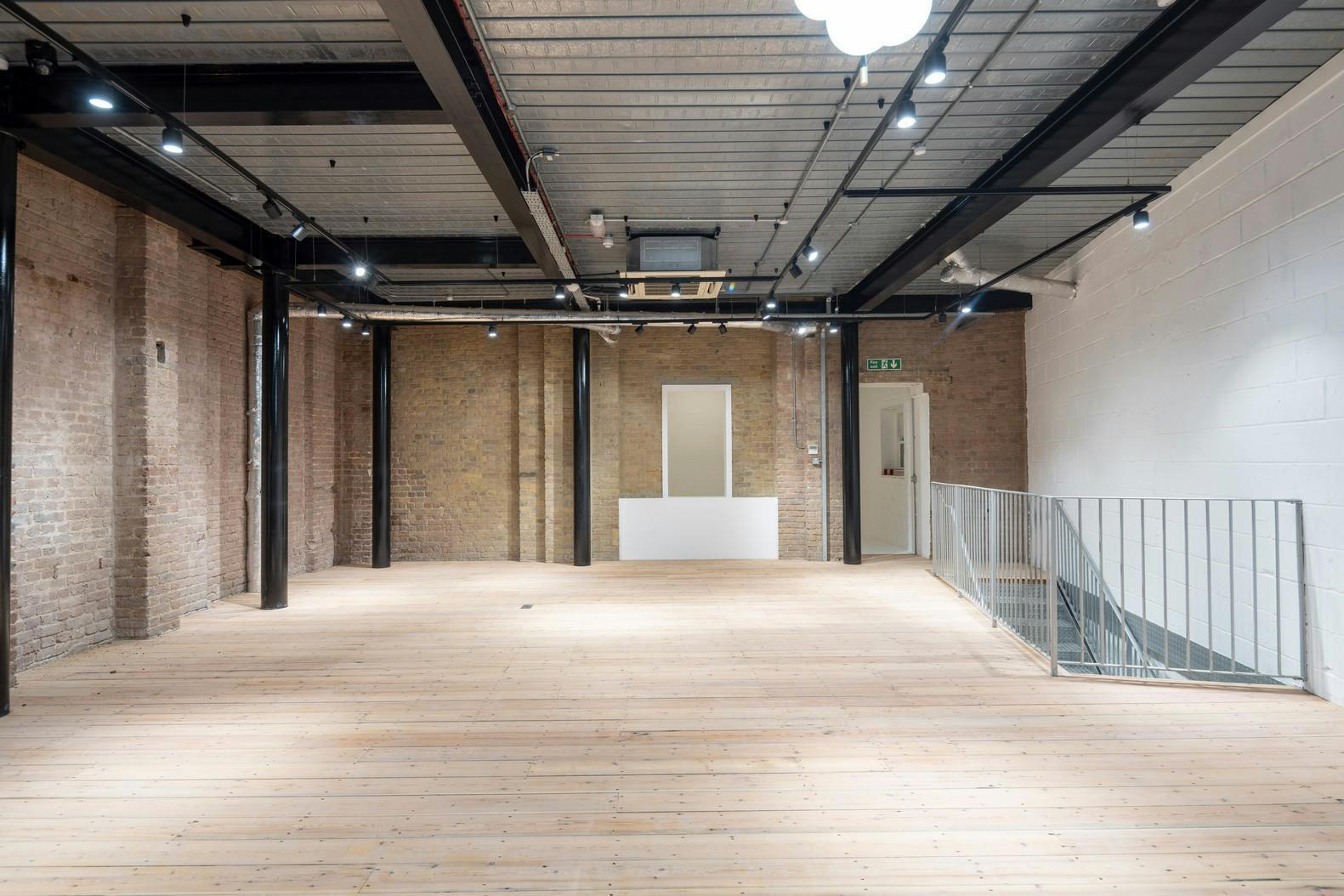 53 Tabernacle St, London, LND for Sale