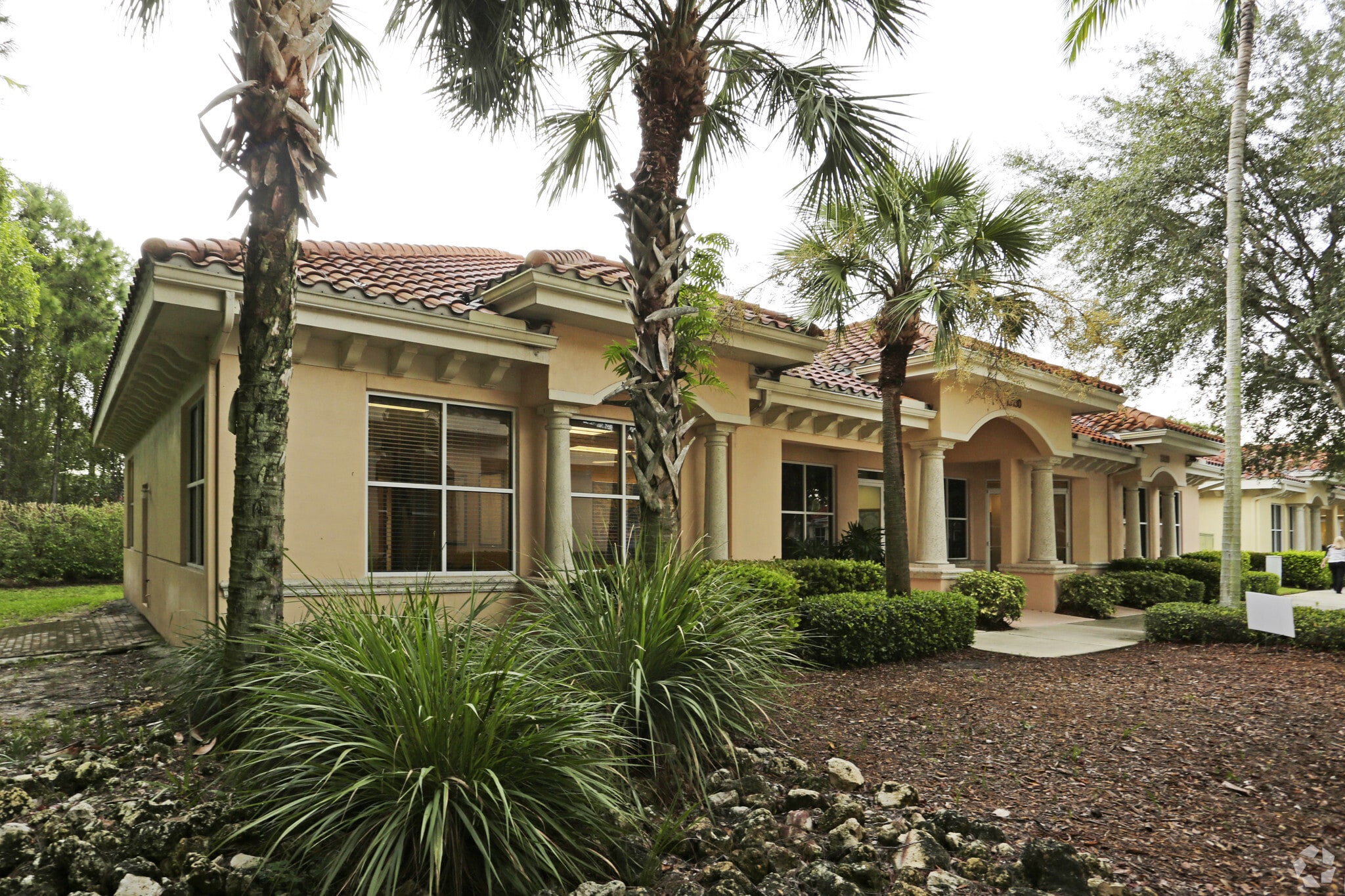 13730 Cypress Terrace Cir, Fort Myers, FL for Sale