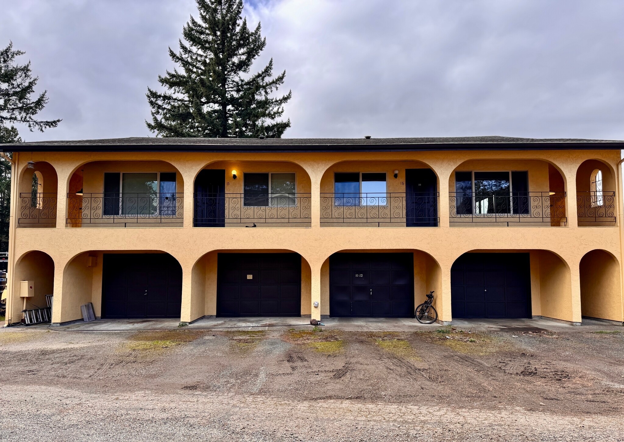 1125 N 13th St, Shelton, WA for Sale