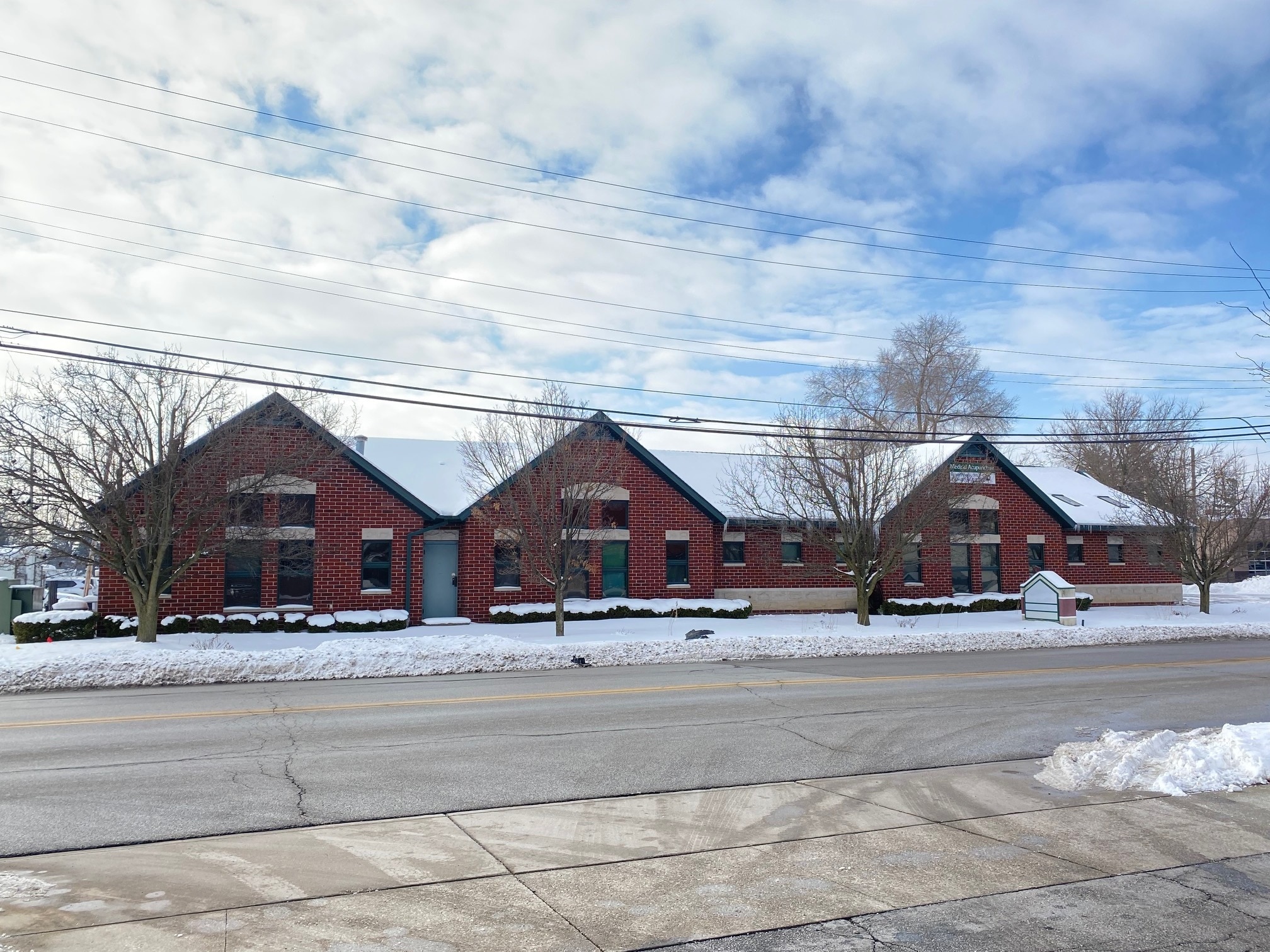 808 Lincolnway, Valparaiso, IN for Rent