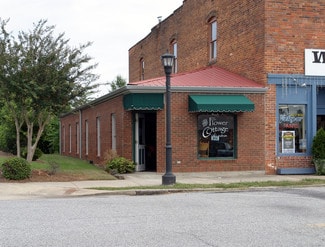 Landrum, SC Retail - 142 N Trade Ave