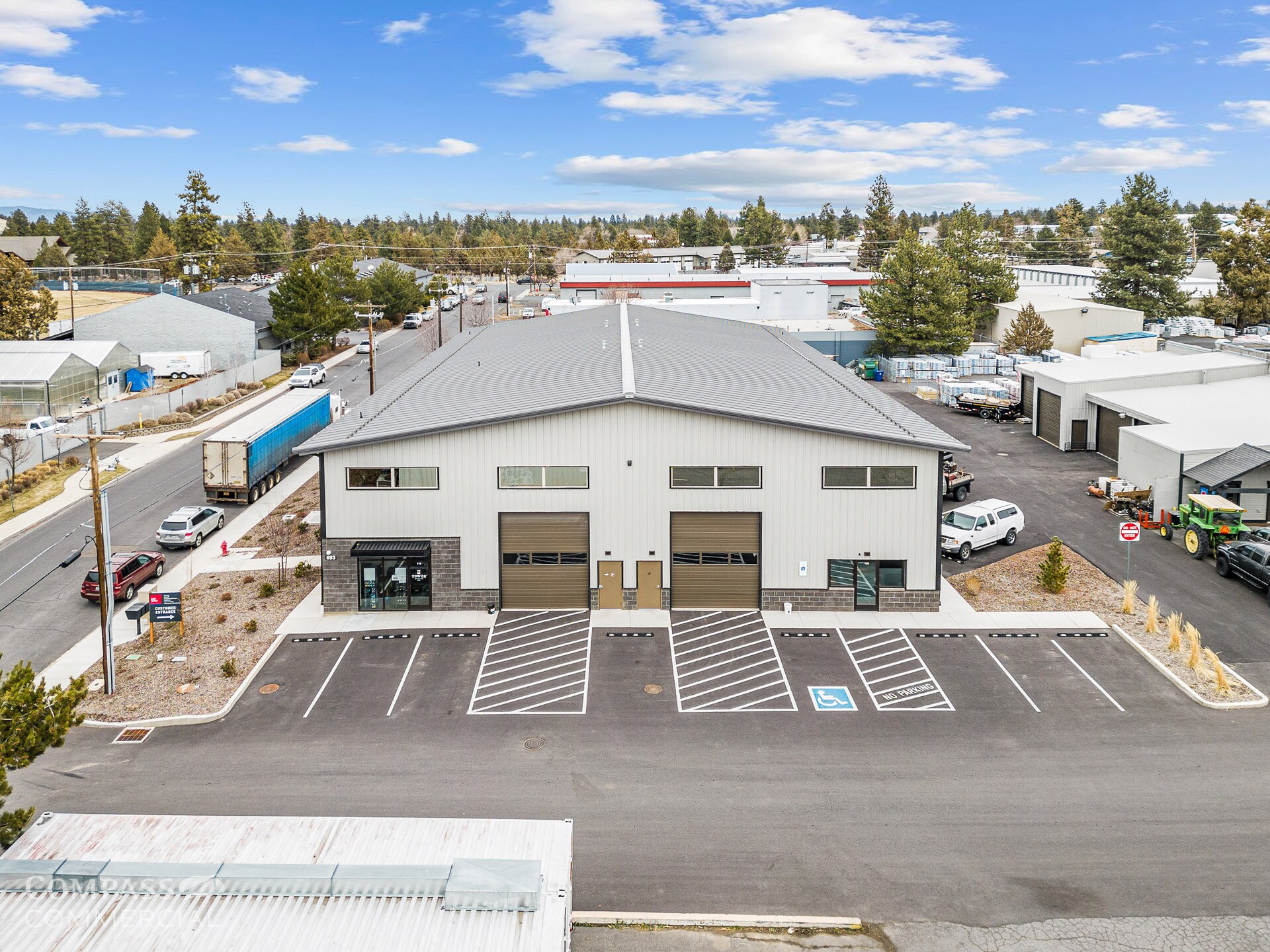 693 SE Glenwood Dr, Bend, OR for Rent