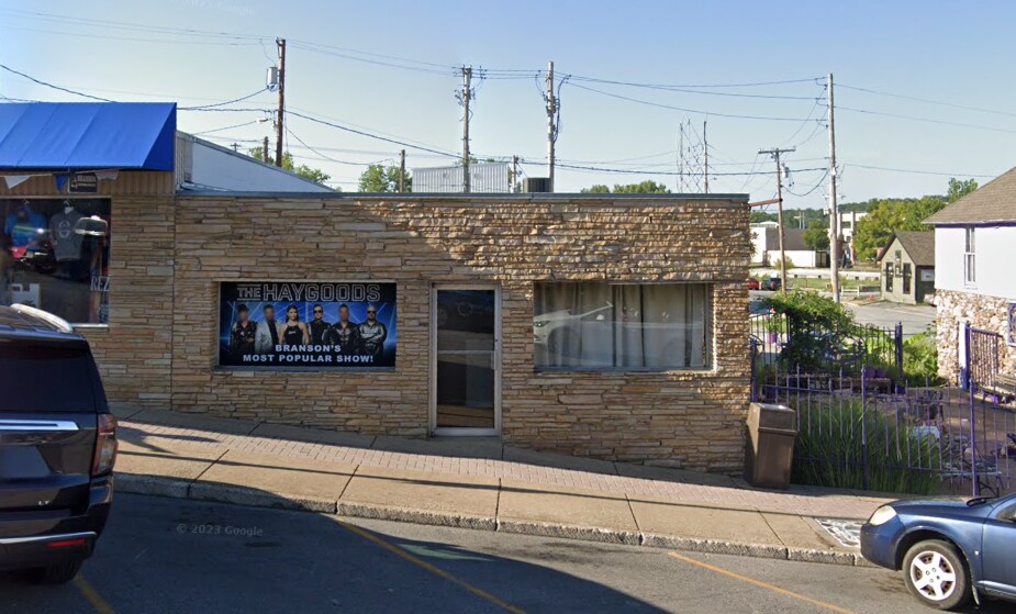 117-119 E Main St, Branson, MO for Rent