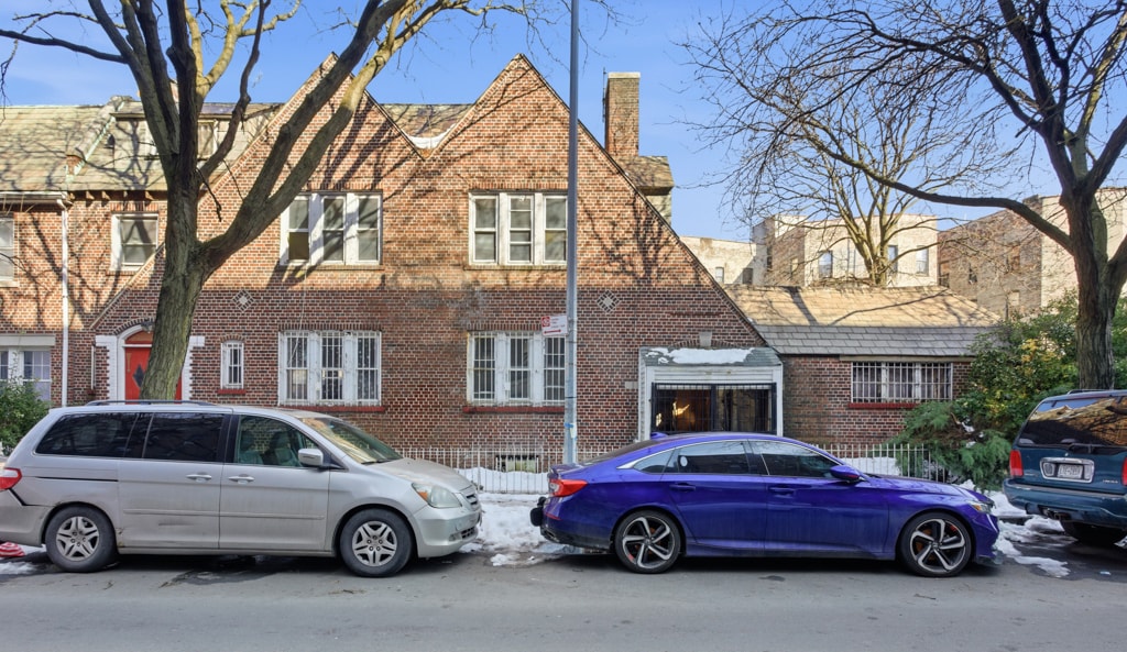 27 E 18th St, Brooklyn, NY for Sale