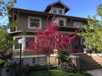 Portland, OR undefined - 2520 SE Madison St