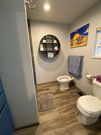 Huntington Beach, CA Retail - 8272 Lambert Dr