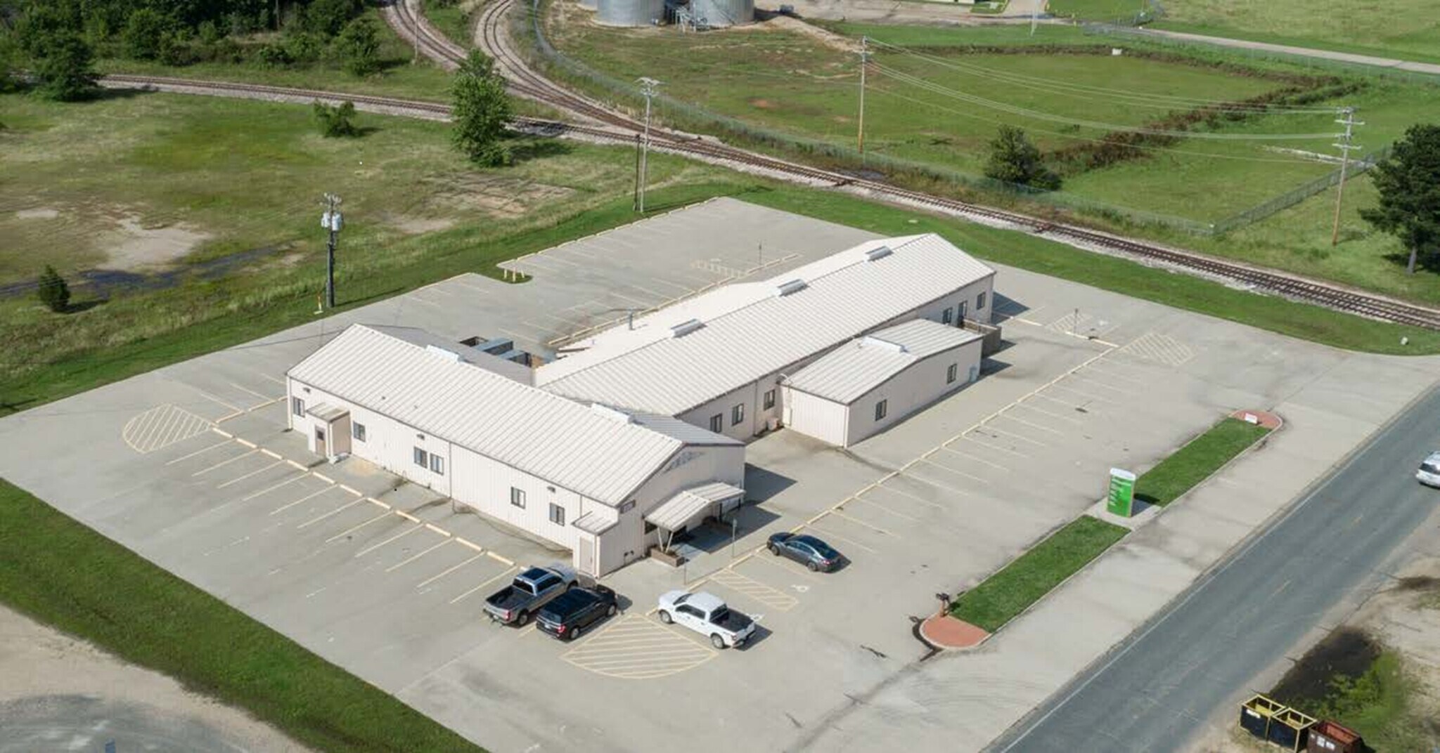 228 Texas Ave, Hooks, TX for Sale