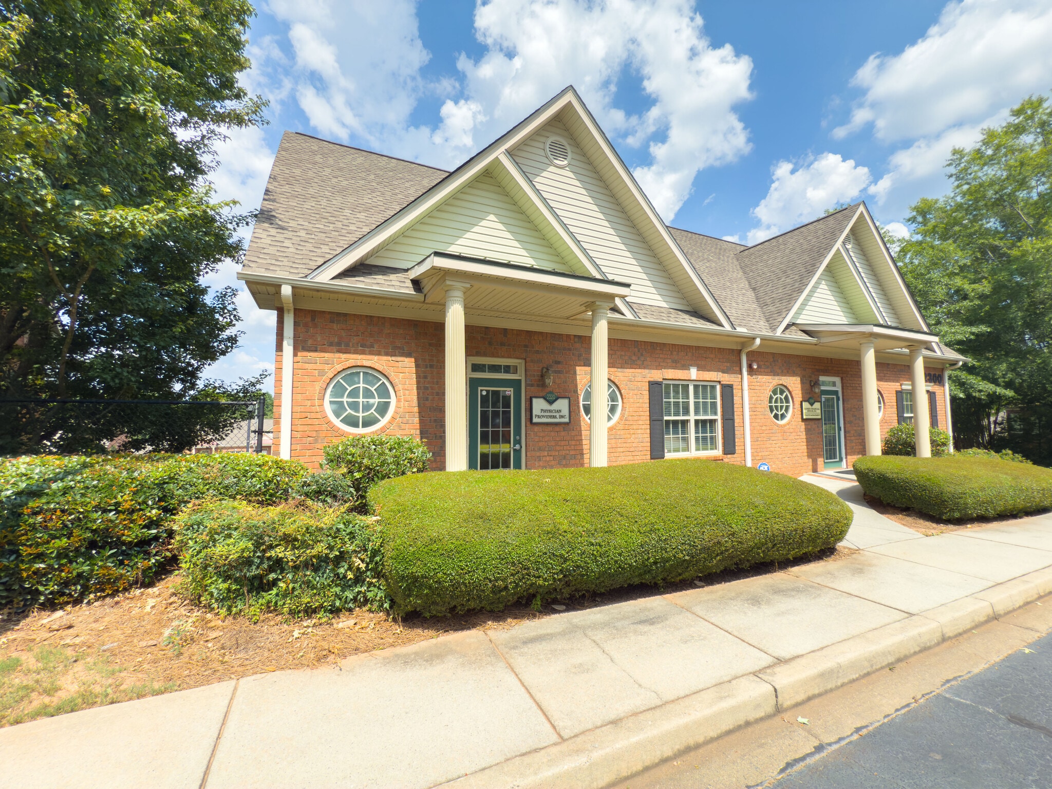 4485 Tench Rd, Suwanee, GA for Sale