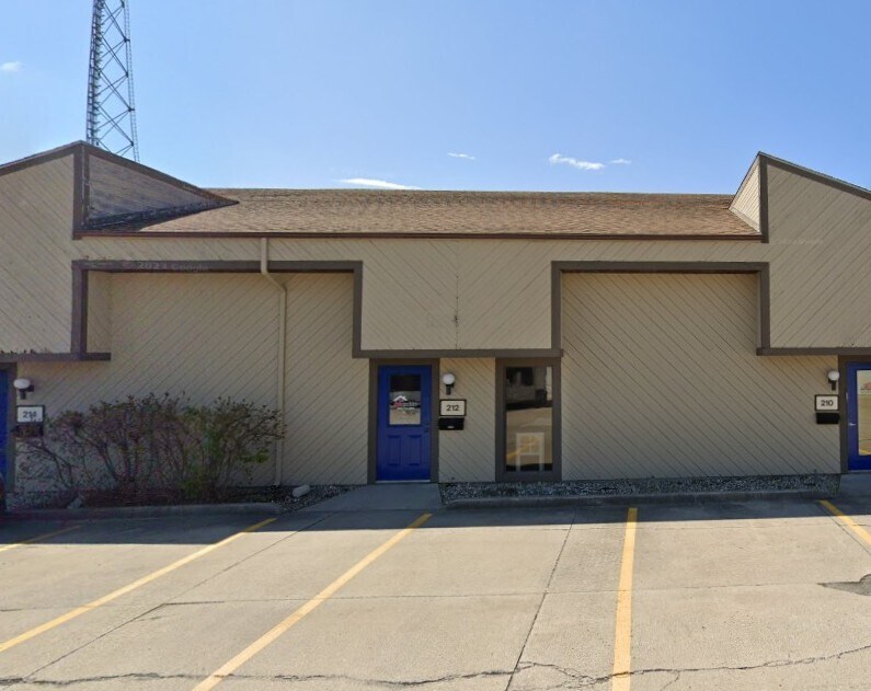 210-214 E Collins Dr, Fort Wayne, IN for Rent