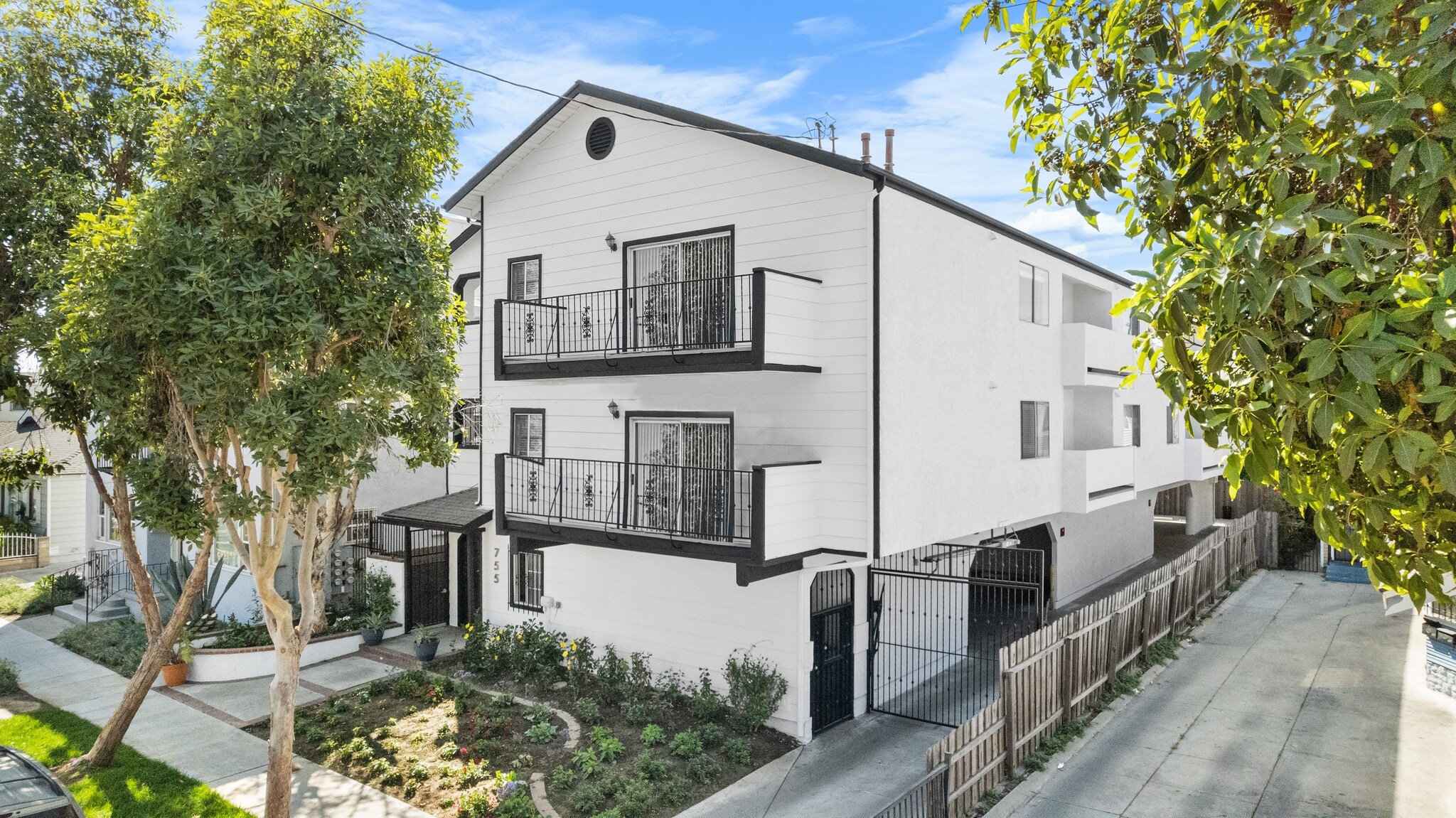 755 Gaviota Ave, Long Beach, CA for Sale