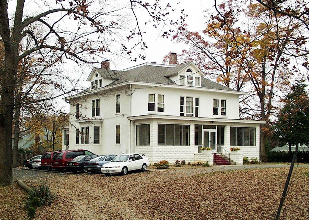 800 3rd St, Herndon, VA for Rent