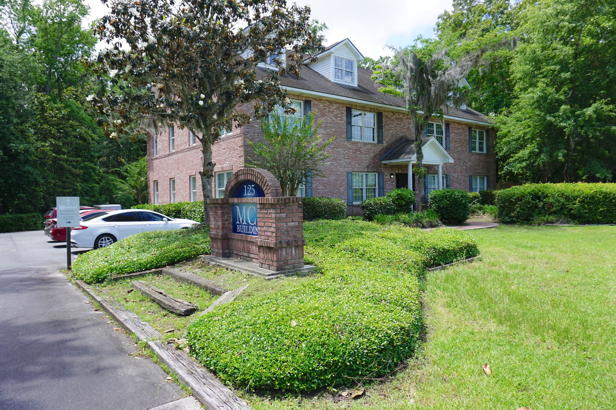 125 Park of Commerce Dr, Savannah, GA for Rent