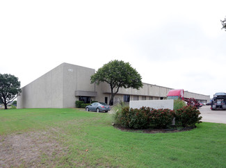 Carrollton, TX Industrial - 1135 W Trinity Mills Rd