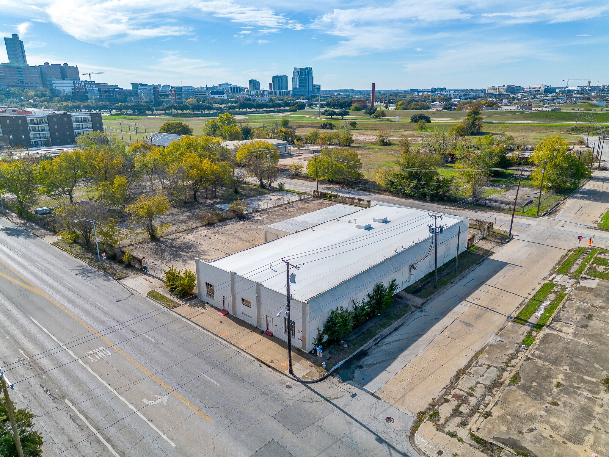 541 N Main St, Fort Worth, TX for Rent