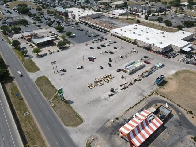 441 W State Highway 71, Bastrop, TX for Rent