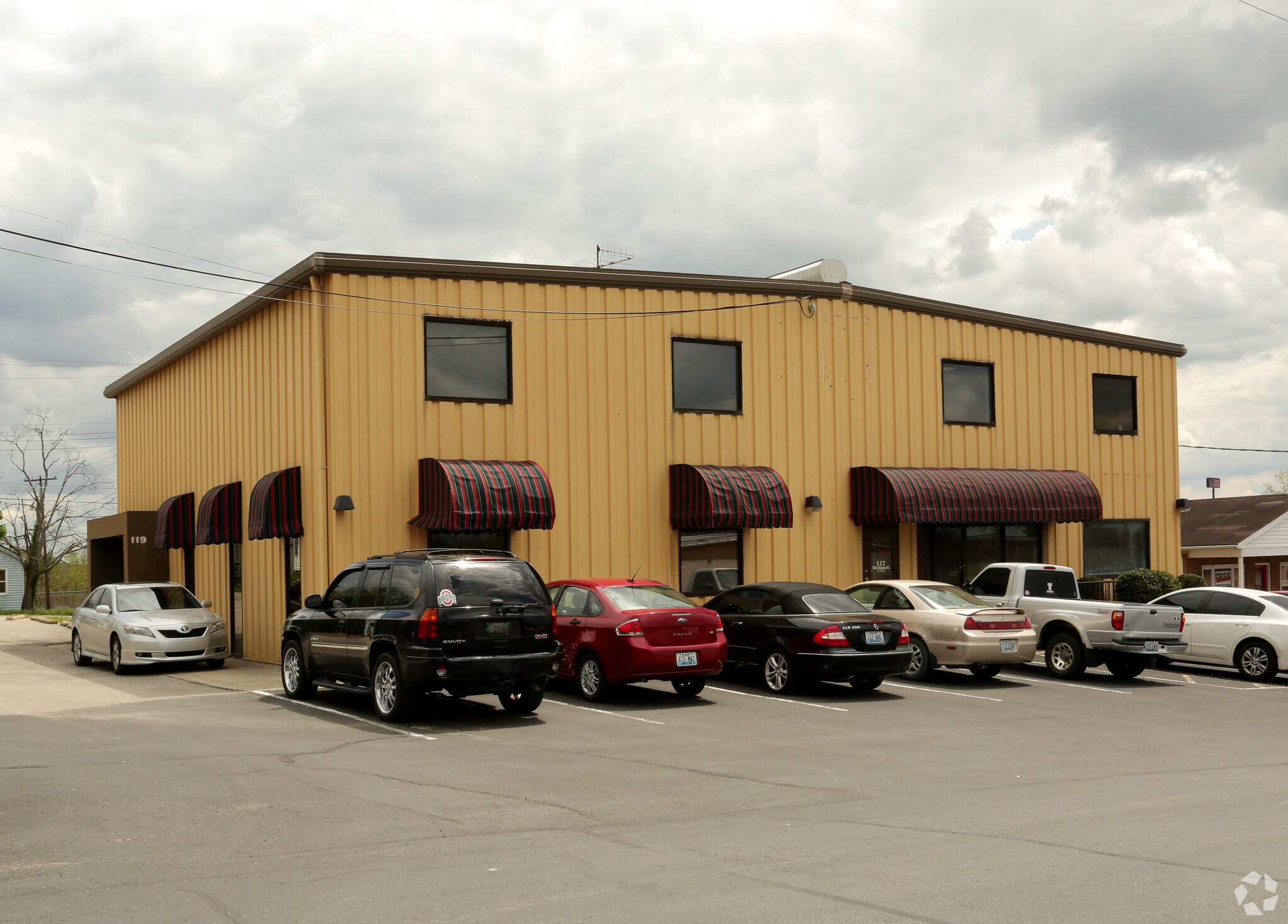 117 E Adams St, La Grange, KY for Rent