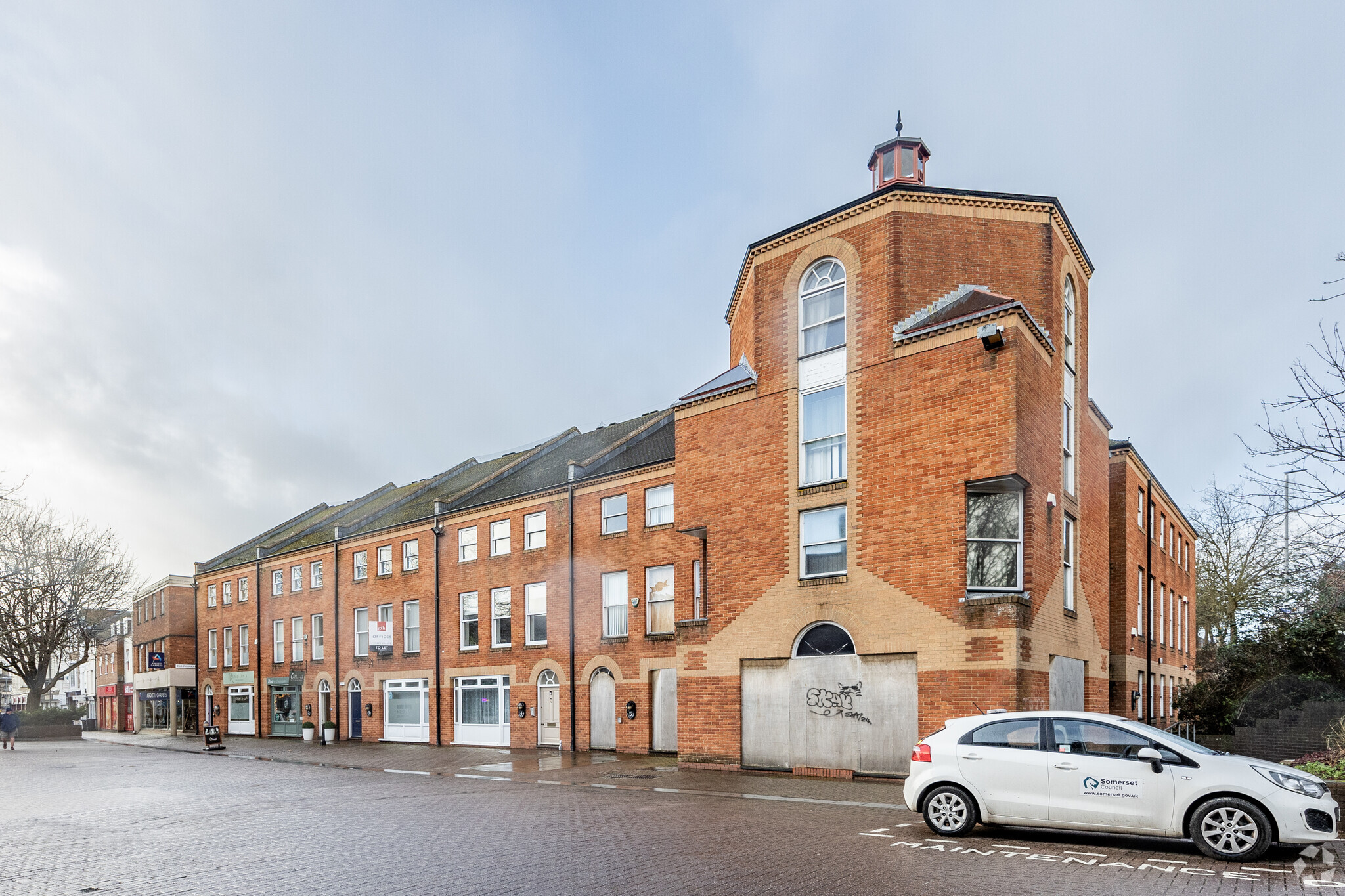 High St, Taunton, SOM for Rent