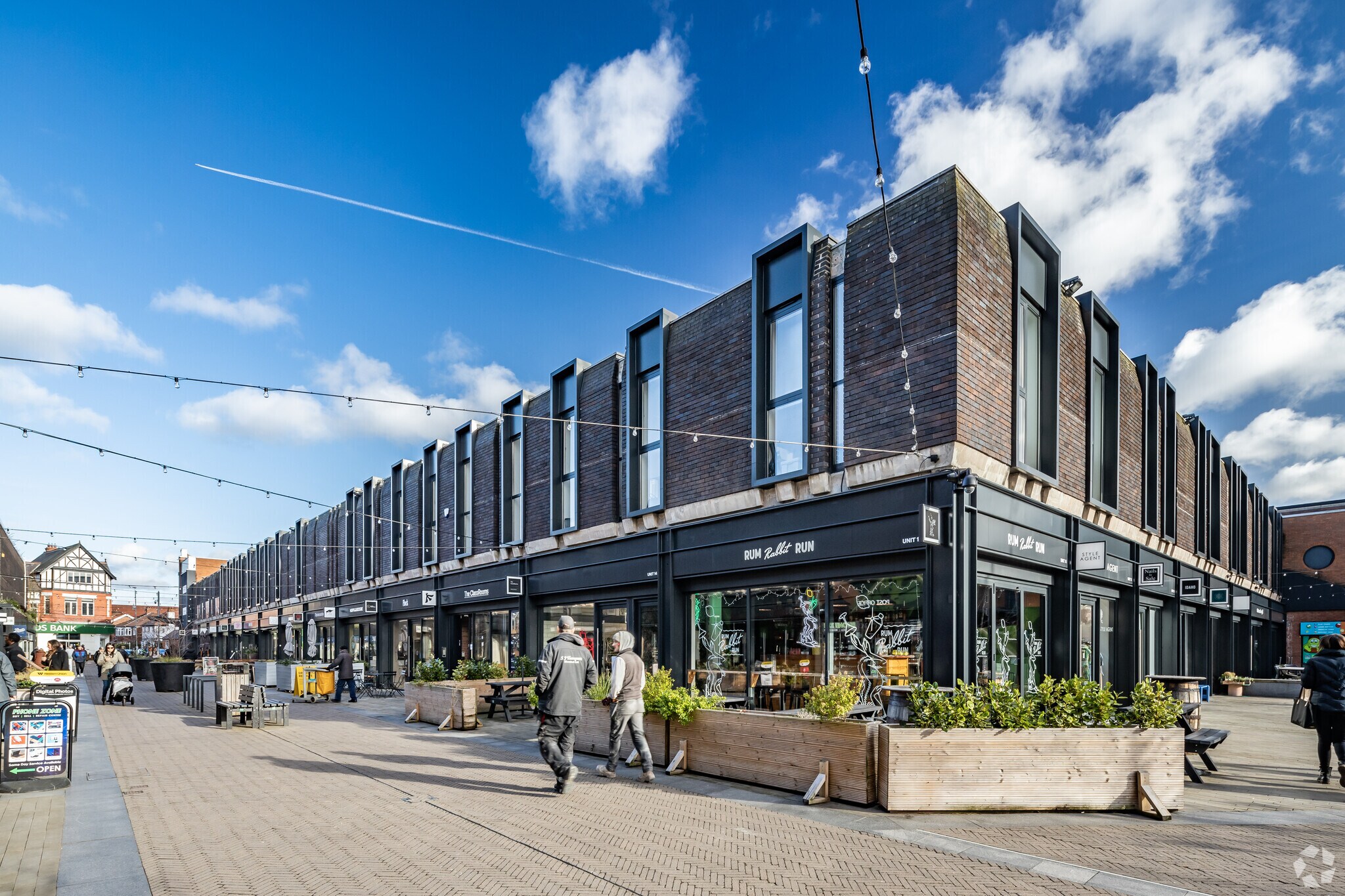 Town Sq, Sale, CHS for Rent