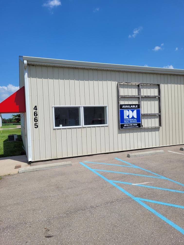 4665 Andrews St, Columbus, IN for Rent