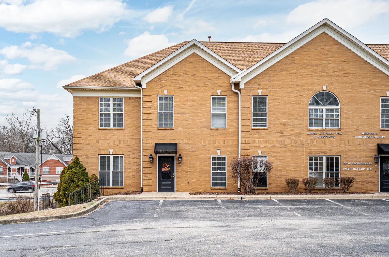 3103 Breckenridge Ln, Louisville, KY for Sale