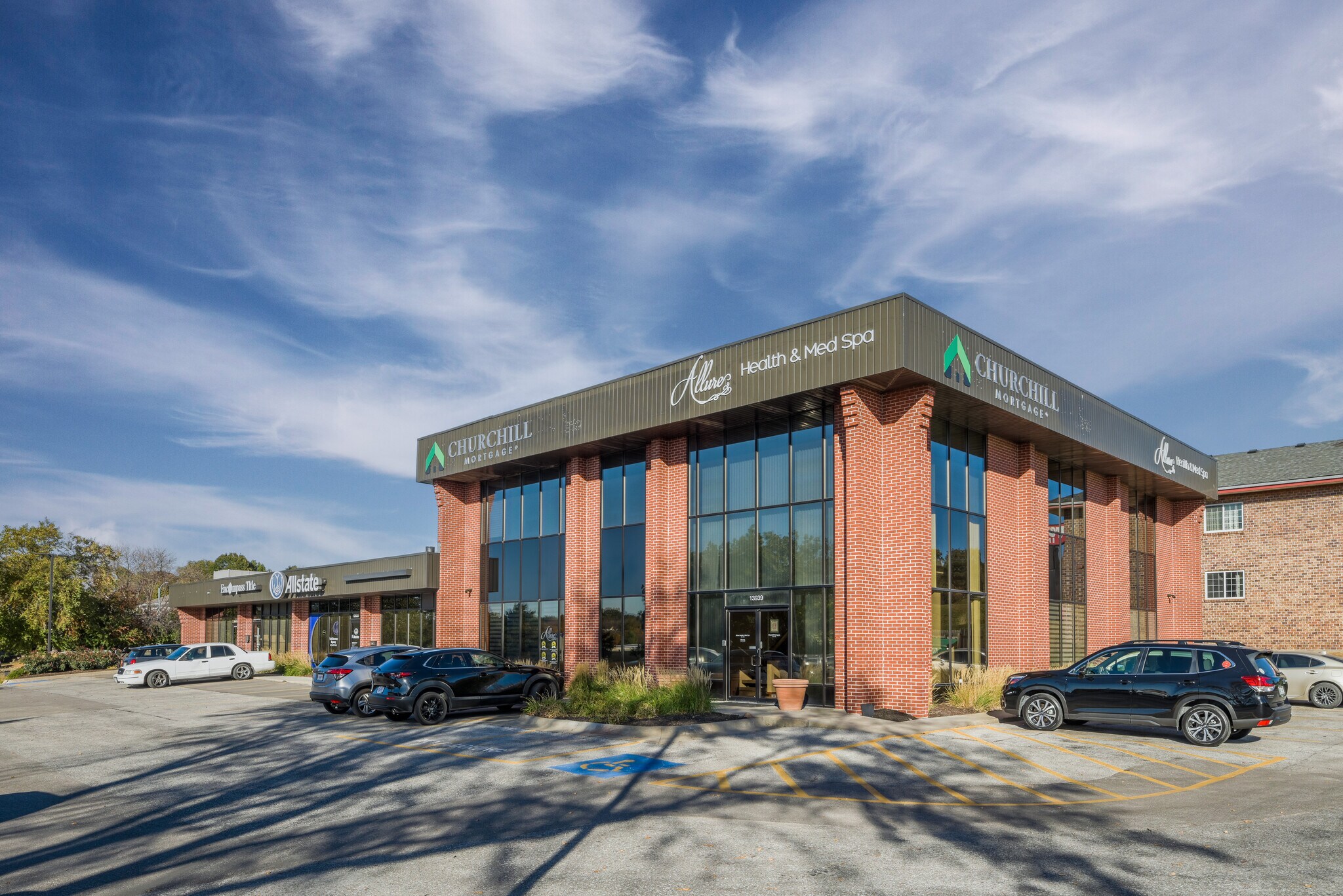 13931-13939 Gold Cir, Omaha, NE for Rent