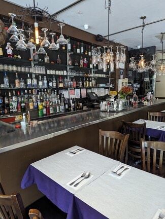 New York, NY Retail - 662 9th Ave New York, NY Retail - 662 9th Ave