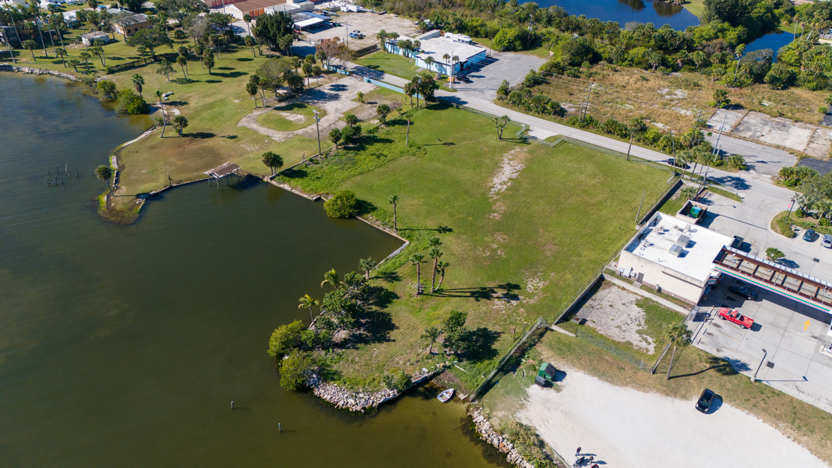 84 S Banana River Dr, Merritt Island, FL for Sale