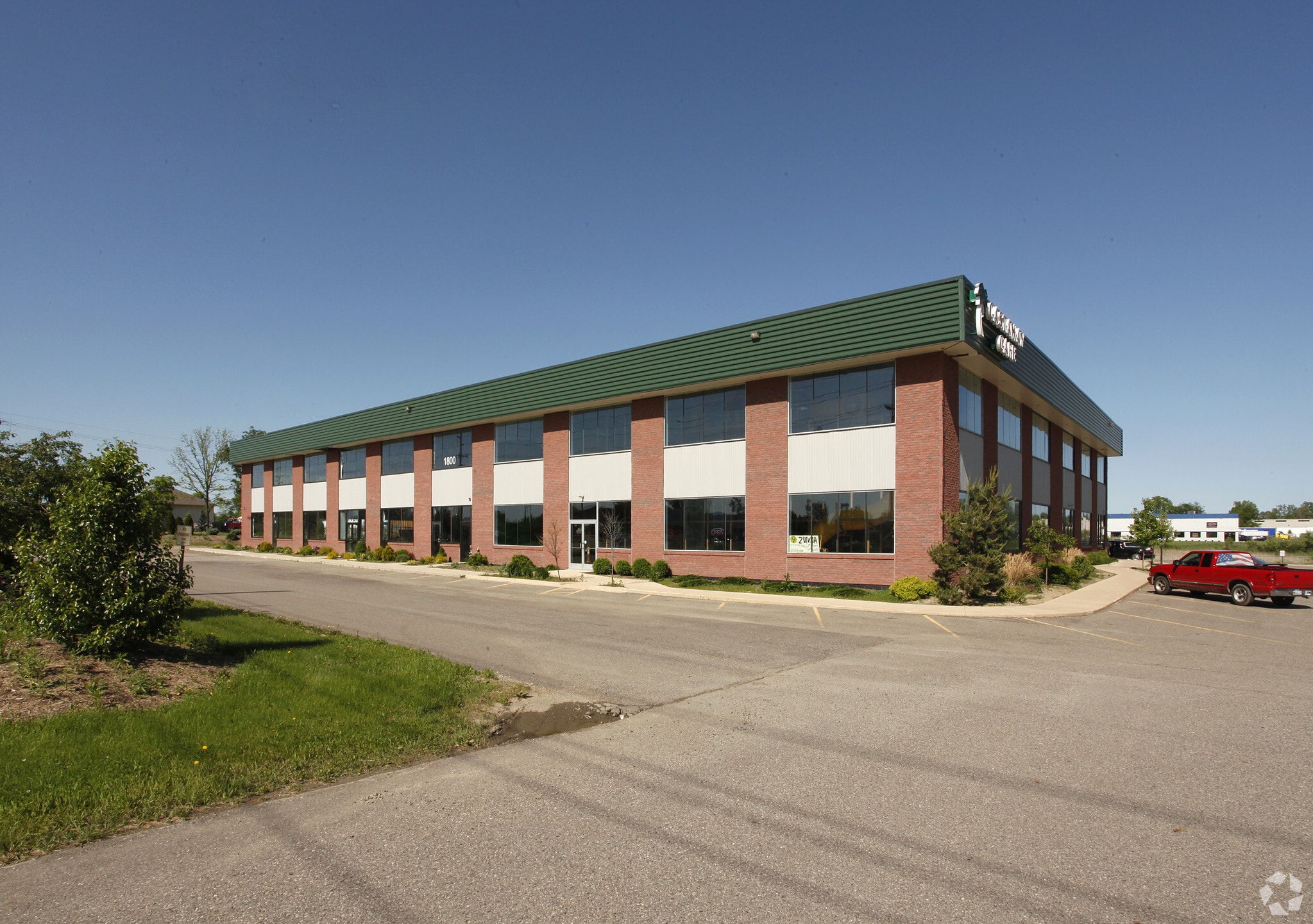 1800 N Burkhart Rd, Howell, MI for Sale