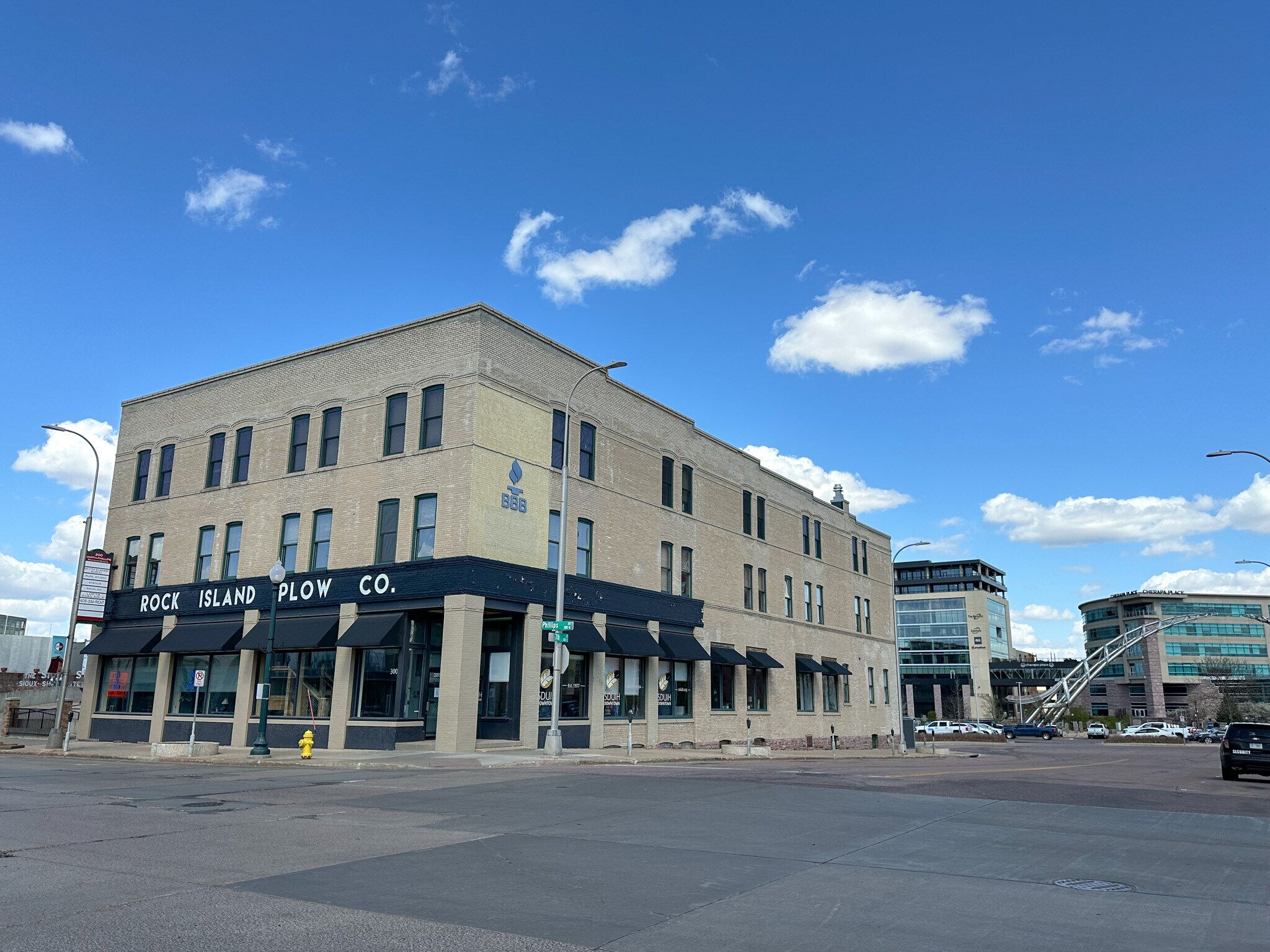 300 N Phillips Ave, Sioux Falls, SD for Rent