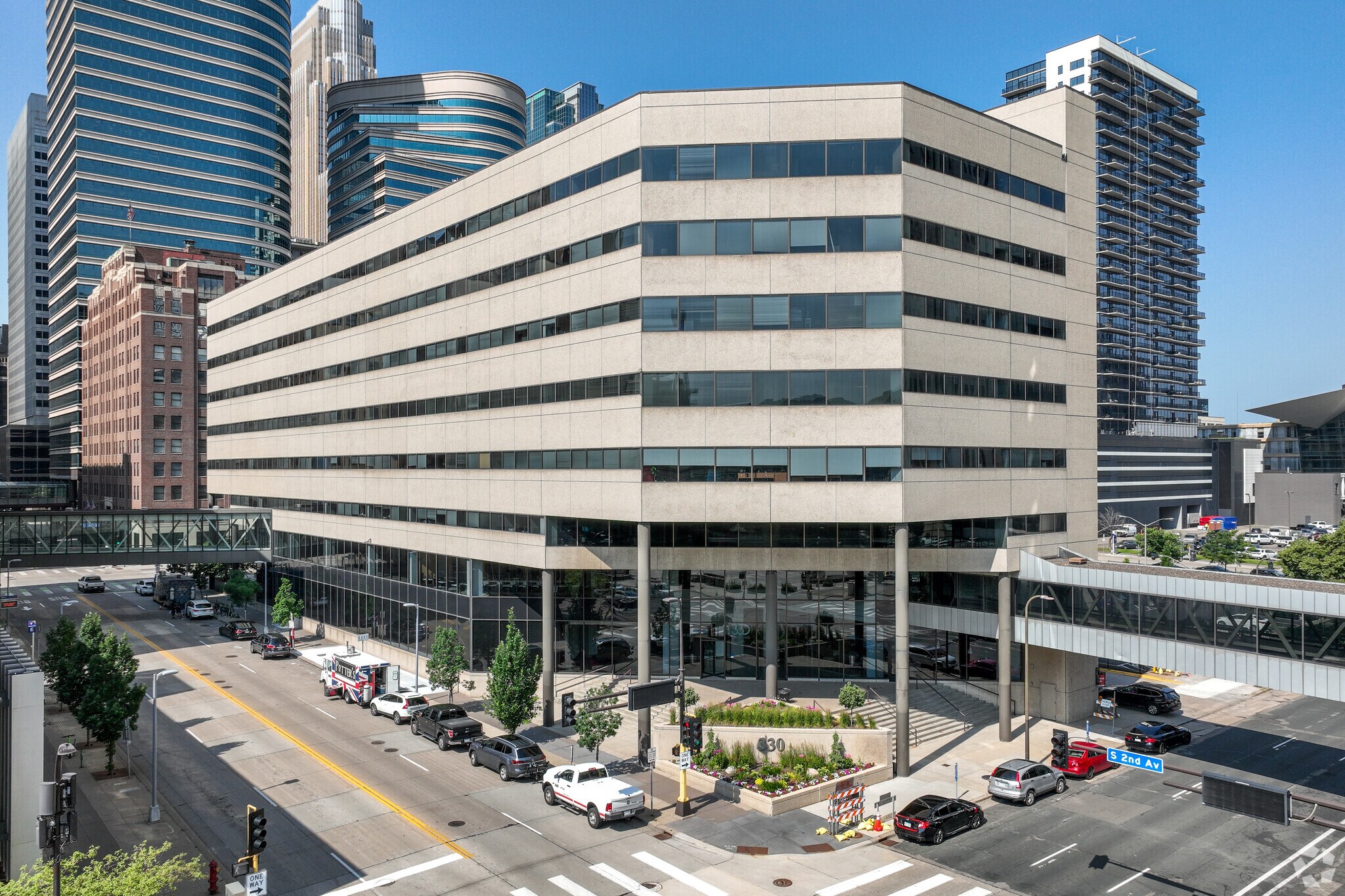 330 2nd Ave S, Minneapolis, MN for Sale