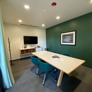 Sacramento, CA Coworking Space - 1600-1610 R St
