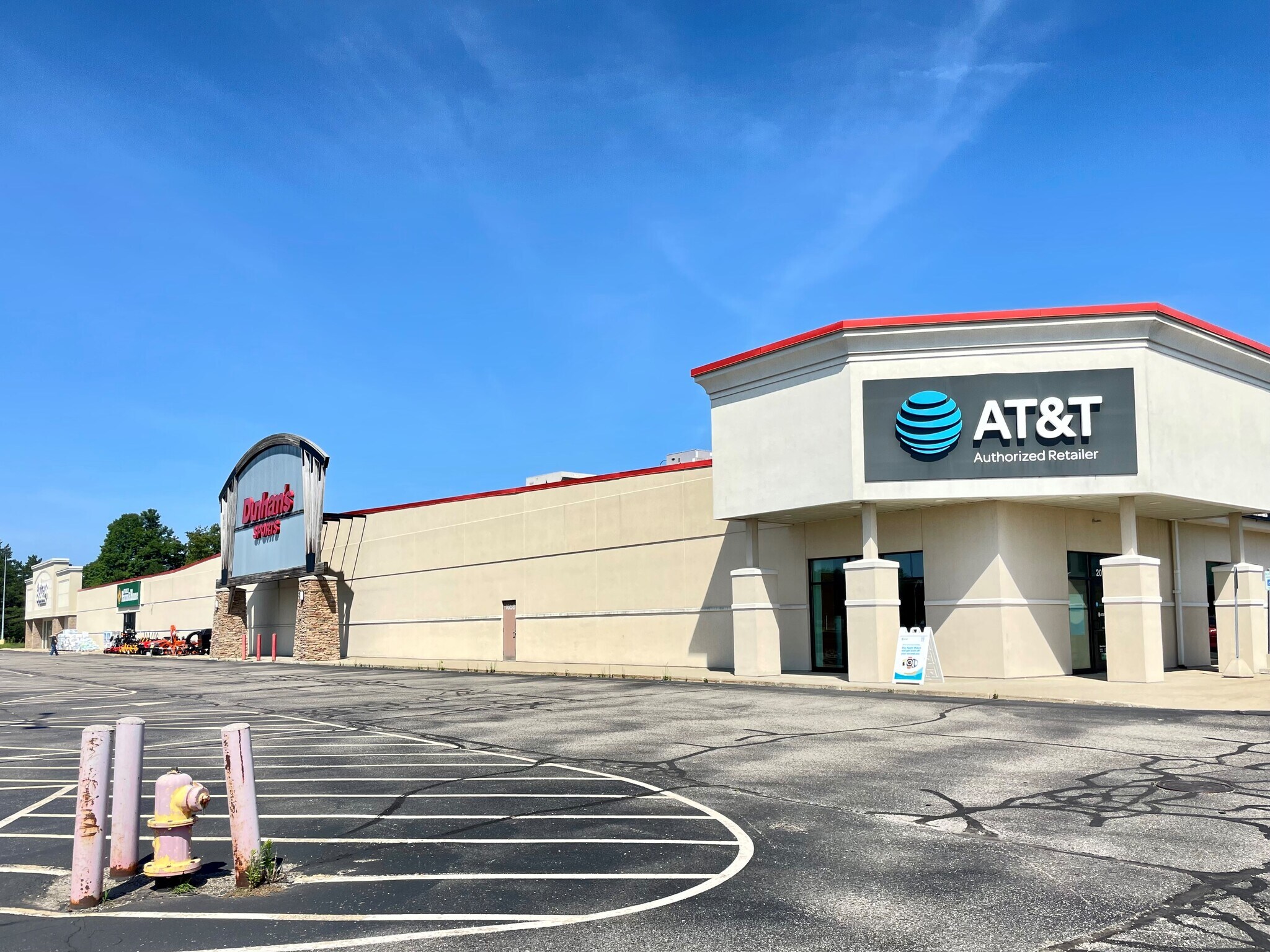 1658 Lansing Rd, Charlotte, MI for Rent