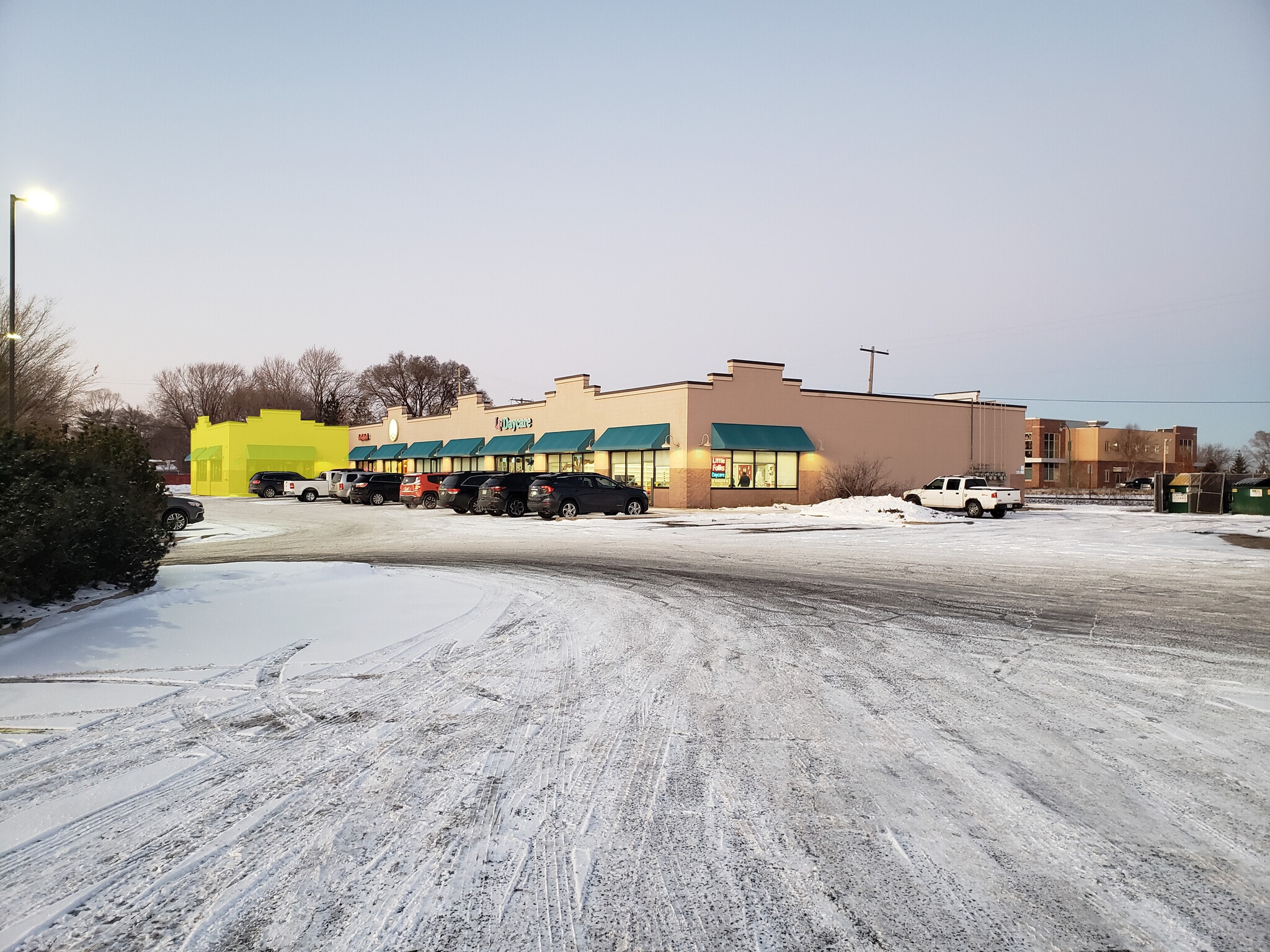 6226-6244 Bass Lake Rd, Crystal, MN for Rent