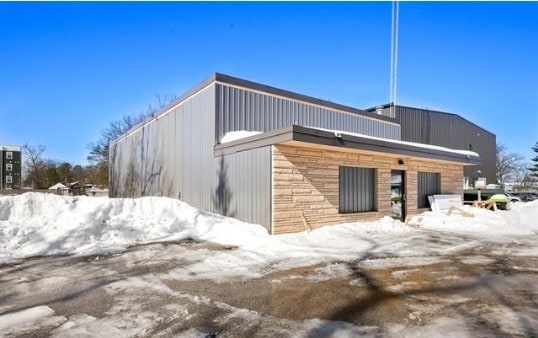 934 Hastings St, Traverse City, MI for Sale