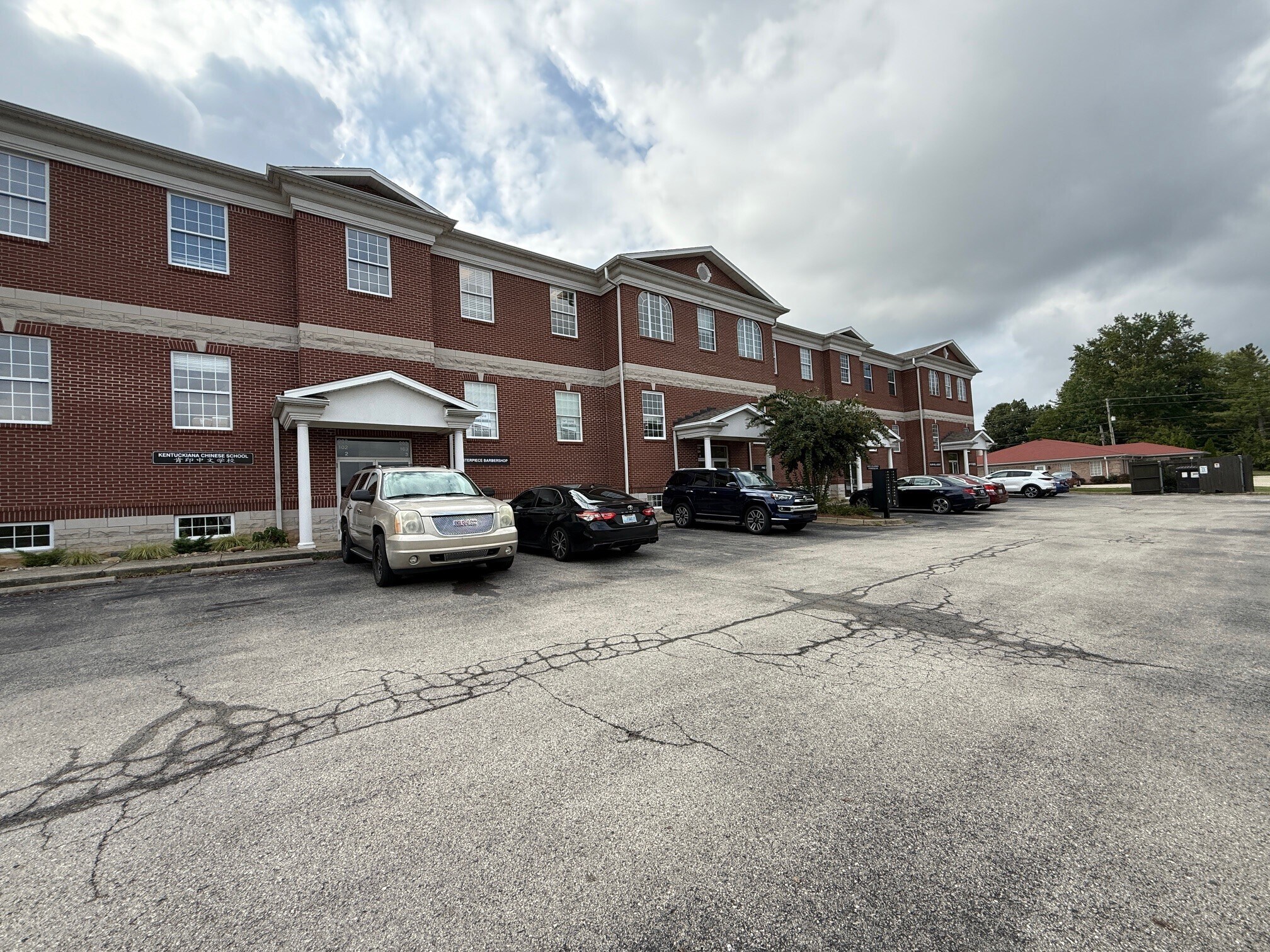 12305 Westport rd, La Grange, KY for Sale