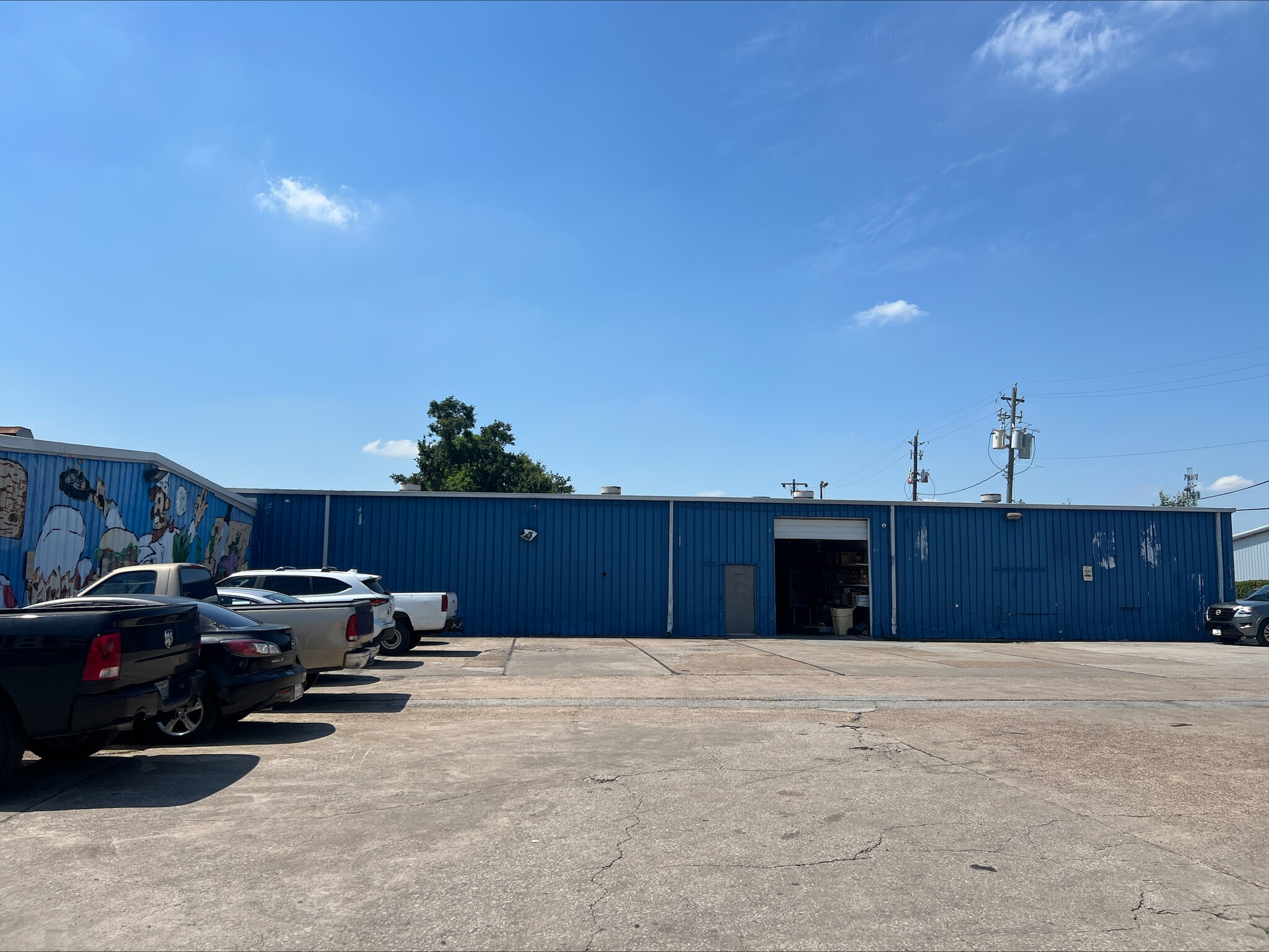 2520 Airline Dr, Houston, TX for Rent
