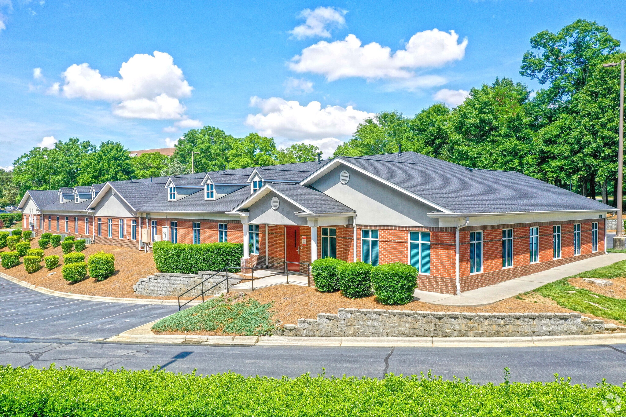 8050 Corporate Center Dr, Charlotte, NC for Rent