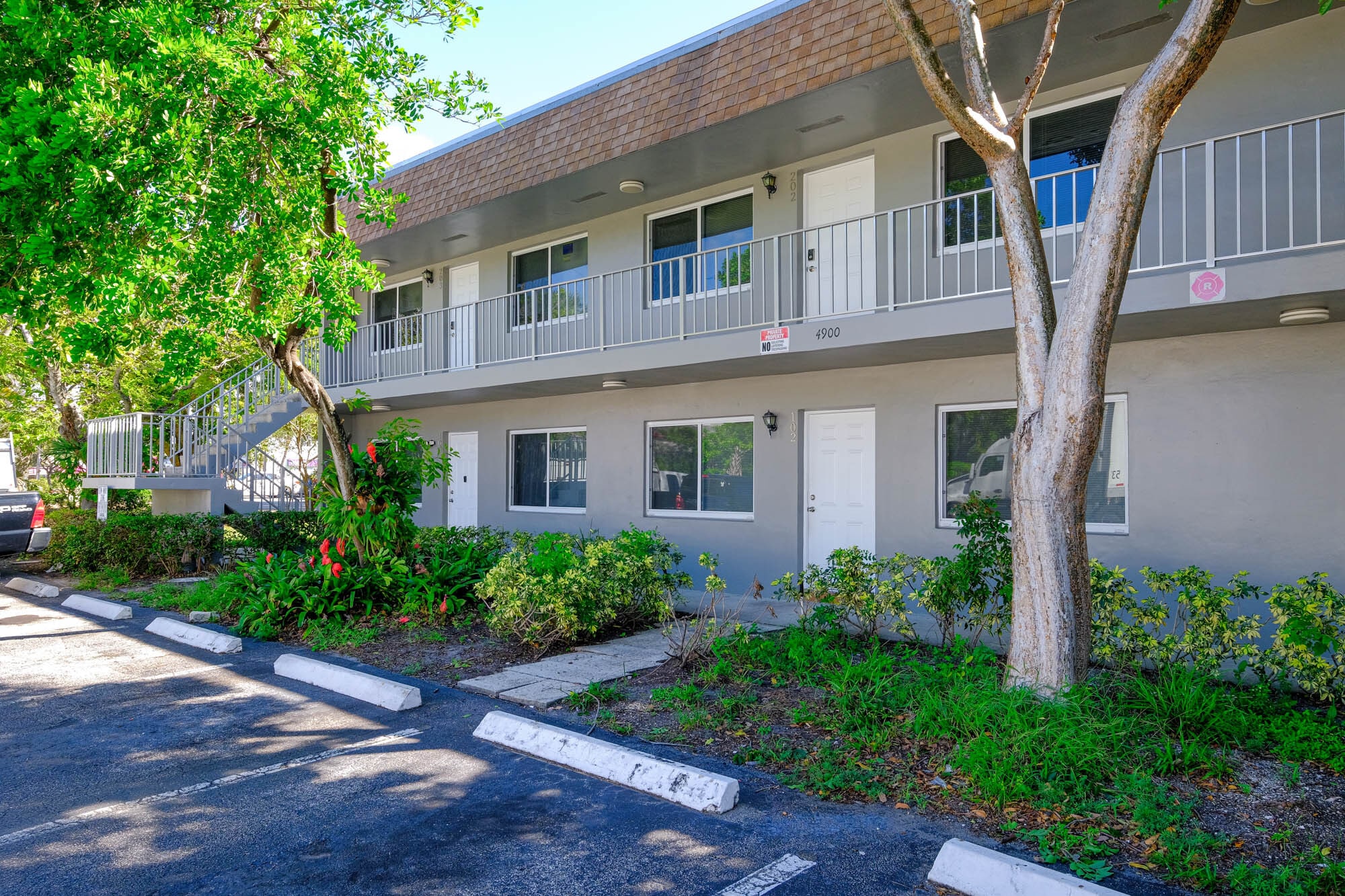 4900 NW 10th Ave, Fort Lauderdale, FL for Sale