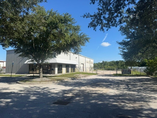9507 Palm River Rd, Tampa, FL for Rent