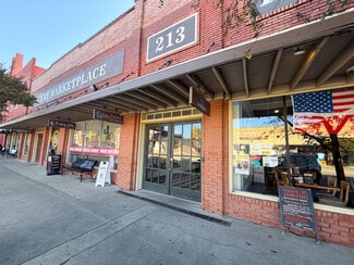 Ennis, TX Office/Retail - 213-215 W Ennis Ave