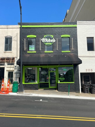 Winston-Salem, NC Storefront Retail/Office - 207 W Third St