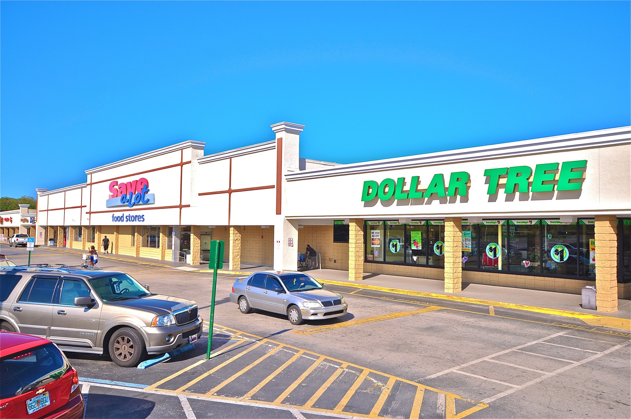 725 Martin Luther King Blvd, Seffner, FL for Rent