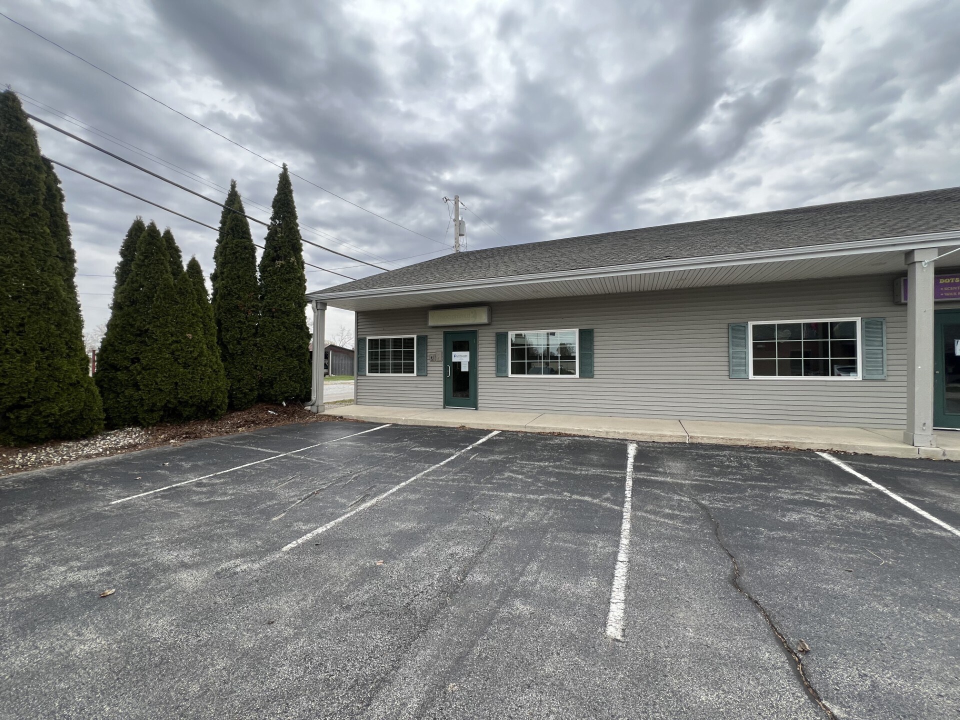 225 N Main St, North Webster, IN for Rent