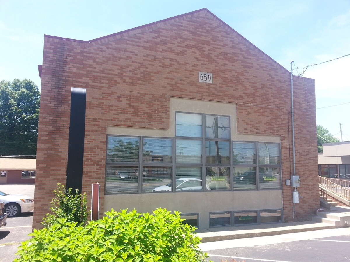 629-639 Eastern Blvd, Clarksville, IN for Rent