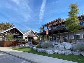 Springfield, MO Retail - 4022 S Lone Pine Ave