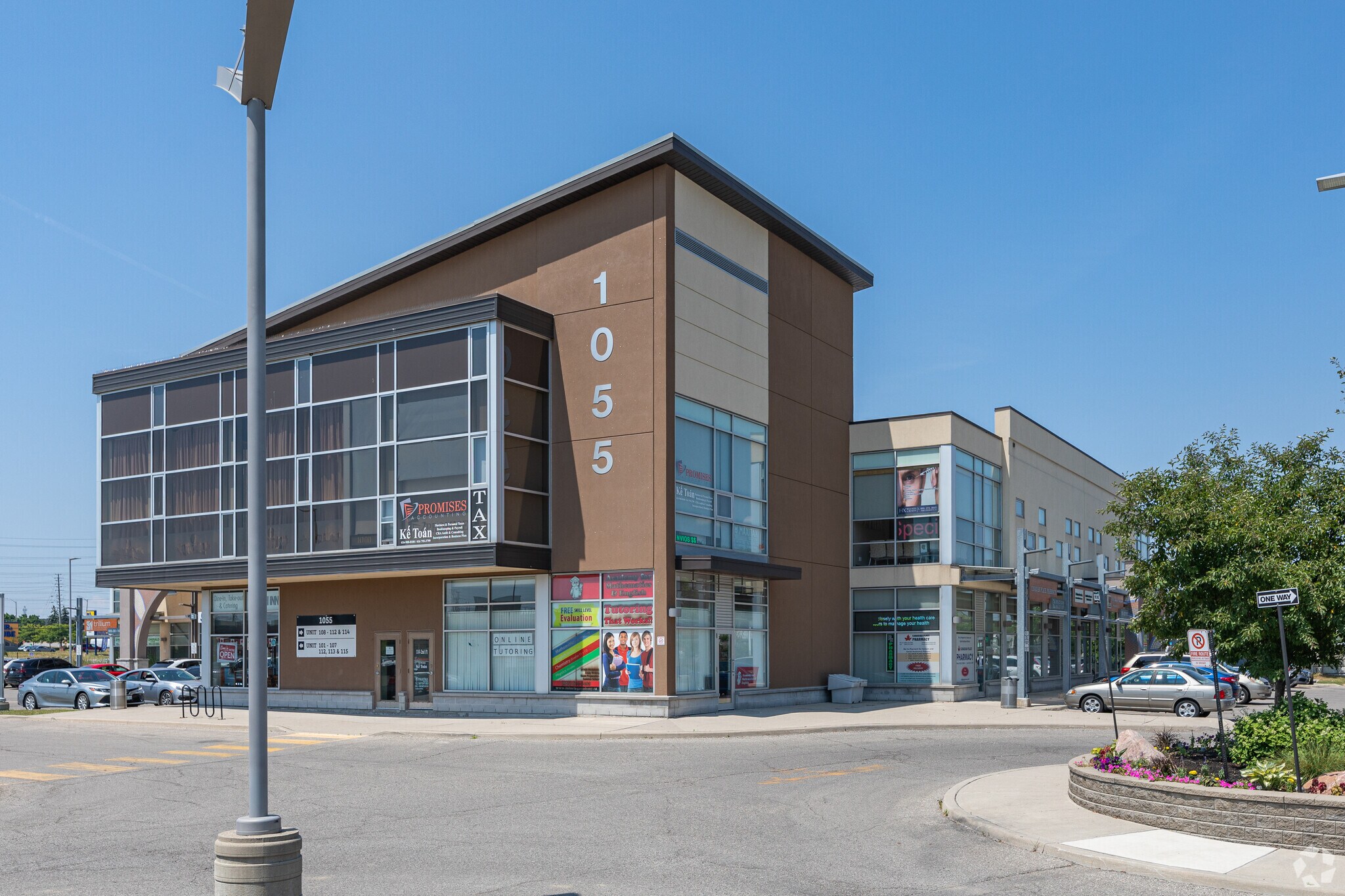 1055 Canadian Pl, Mississauga, ON for Sale