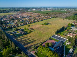 Oakdale, CA Residential Land - 624 N Stearns Rd