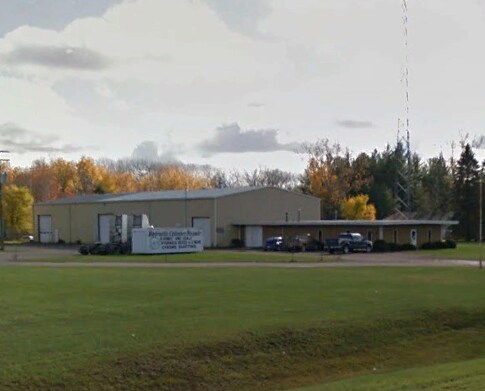 8260 Van Dyke Rd, Cass City, MI for Rent